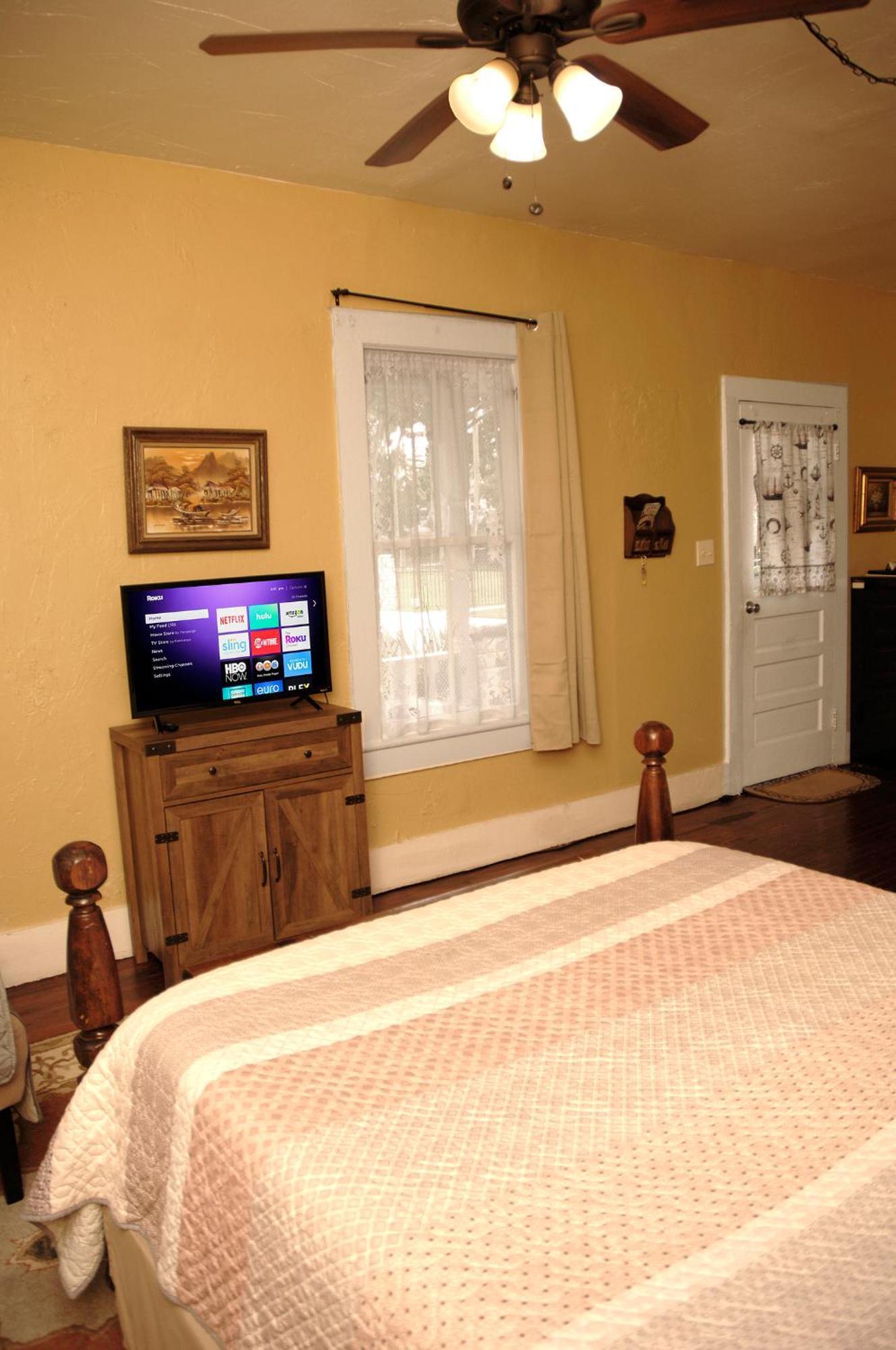 Charming Historic Downtown Apartment เซนต์ออกัสติน ภายนอก รูปภาพ