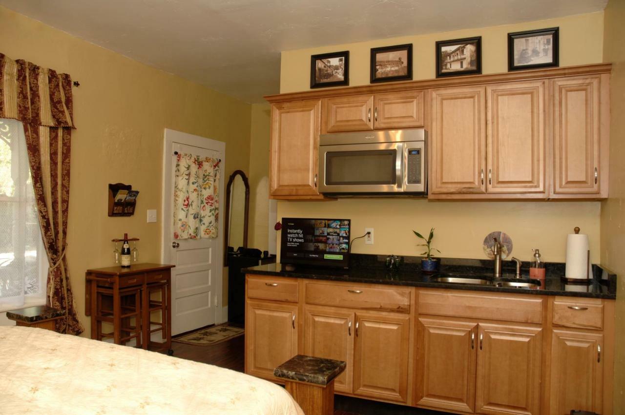 Charming Historic Downtown Apartment เซนต์ออกัสติน ภายนอก รูปภาพ